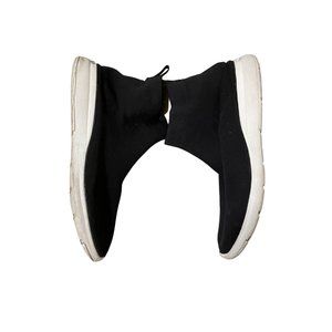 MUJI Men's waterproof shoes Size 11.5